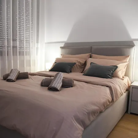 Finn Modern Seaside Durres