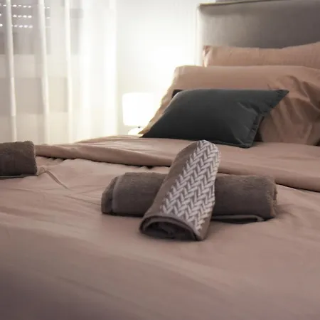 Apartment Finn Modern Seaside Durres