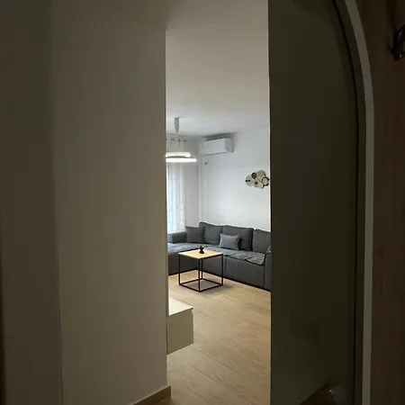 Finn Modern Seaside * Durrës